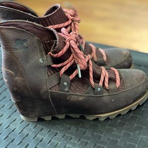 Sorel wedges